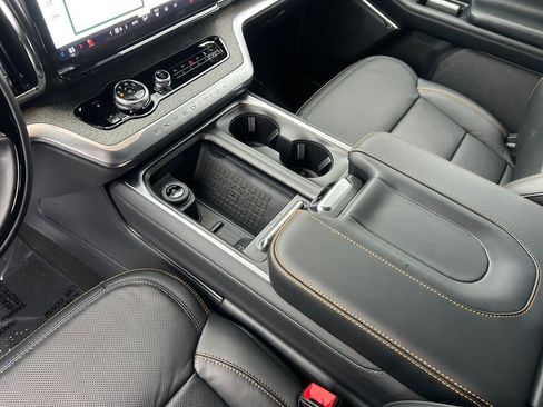 New 2025 Ford Expedition Tremor image 21