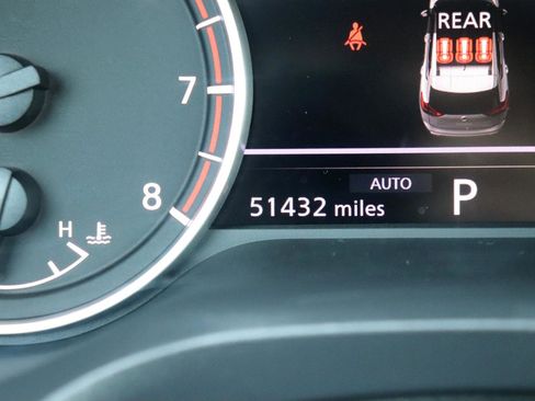 Used 2024 Nissan Rogue S image 24