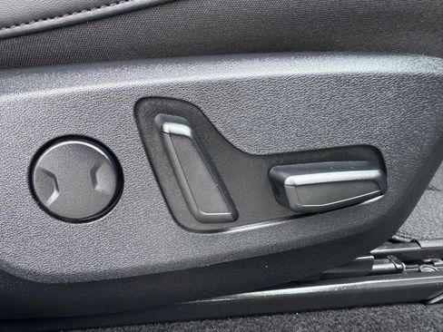 Used 2022 Kia EV6 Wind w/ Wind Technology Package image 28