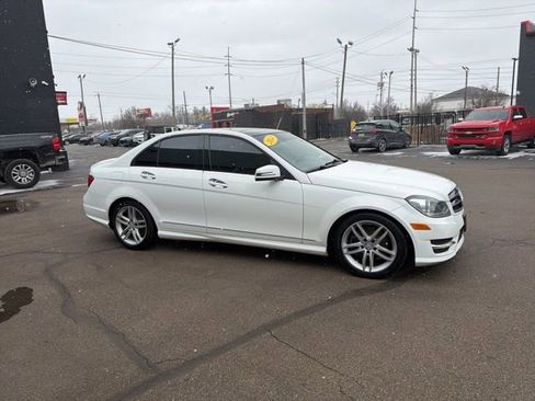 Used 2014 Mercedes-Benz C 300 4MATIC Sedan image 2