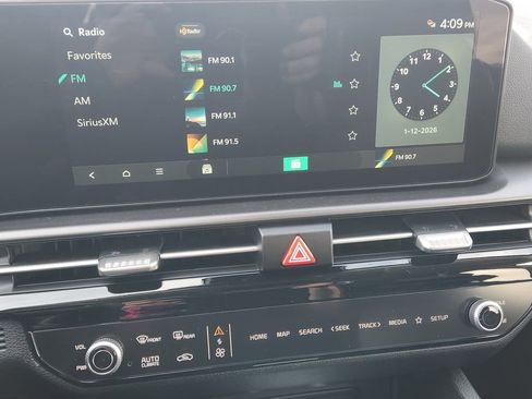 New 2026 Kia Sportage EX image 22