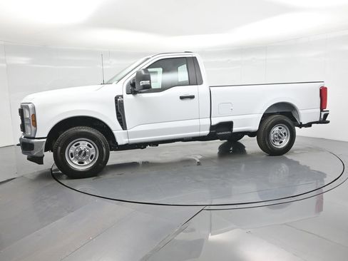 New 2026 Ford F250 XL w/ XL Chrome Package image 24