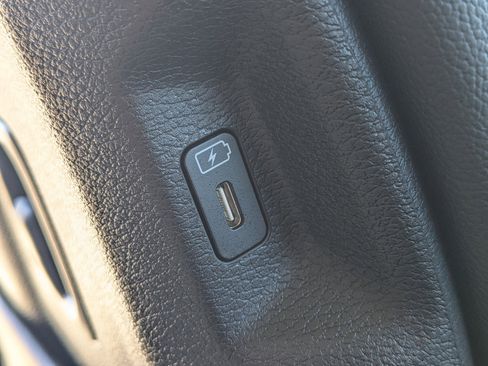 Used 2026 Kia Sportage SX image 19