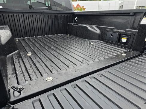 Used 2023 Toyota Tacoma TRD Off-Road w/ Technology Package image 17