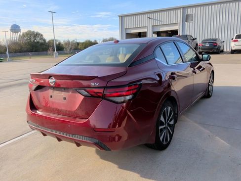 Used 2020 Nissan Sentra SV w/ SV Premium Package image 8