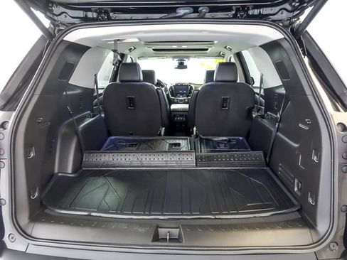 Certified 2019 Chevrolet Traverse LT w/ LT Premium Package AWD/4WD image 33