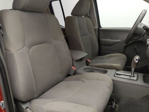 Used 2019 Nissan Frontier S w/ Work Truck Package image 21