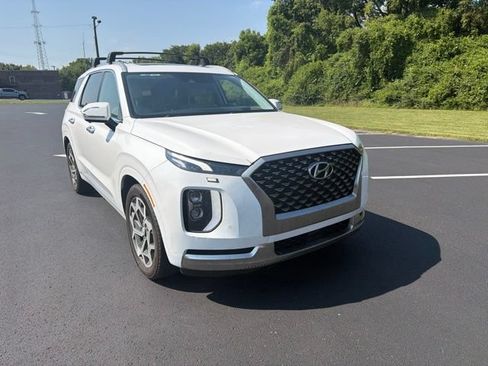 Used 2022 Hyundai Palisade Calligraphy FWD image 3