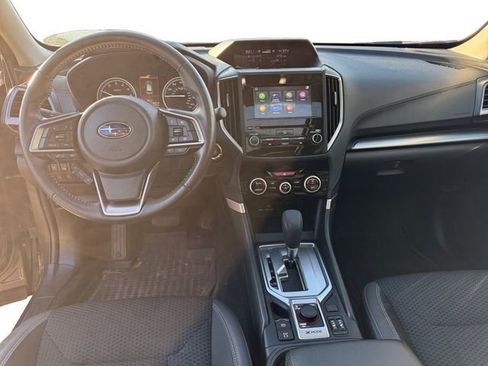 Used 2022 Subaru Forester Premium image 10