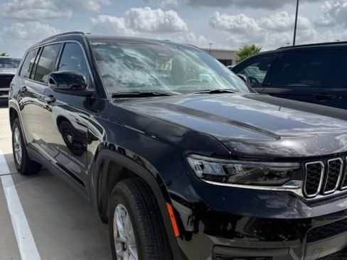 Used 2025 Jeep Grand Cherokee L Laredo w/ Luxury Tech Group I RWD image 1