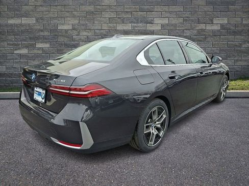 New 2026 BMW i5 eDrive40 w/ Premium Package AWD/4WD image 6