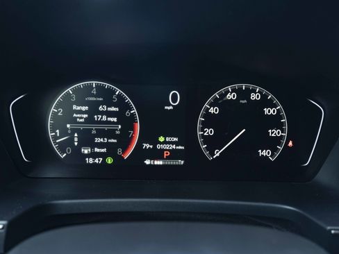 Used 2025 Honda Pilot TrailSport image 24