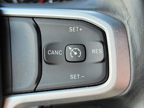 Used 2021 RAM 1500 Big Horn AWD/4WD image 8