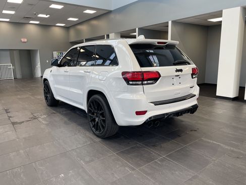 Used 2018 Jeep Grand Cherokee Trackhawk AWD/4WD image 8