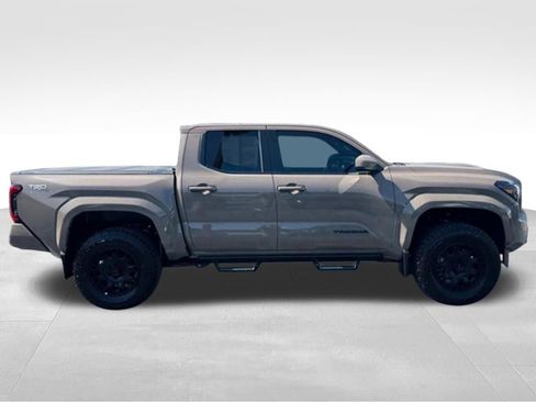 Used 2026 Toyota Tacoma TRD Sport AWD/4WD image 9