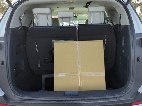 New 2026 Kia Carnival EX image 12