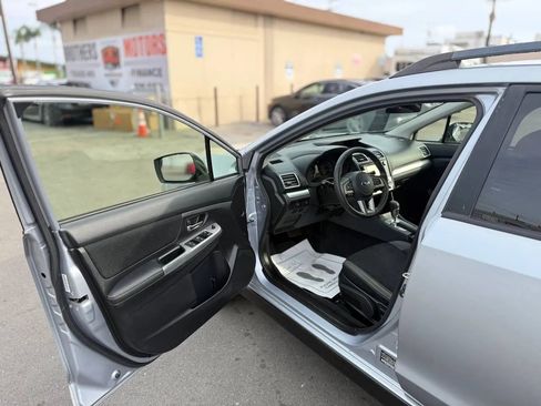 Used 2017 Subaru Crosstrek 2.0i Premium image 22