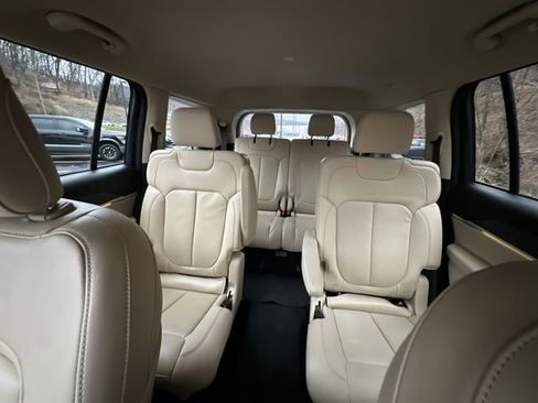 Used 2022 Jeep Grand Cherokee L Limited image 27