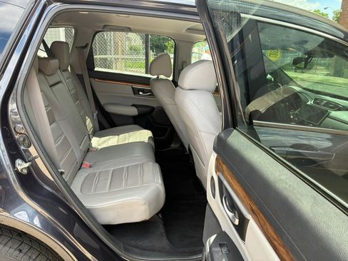 Used 2017 Honda CR-V Touring image 9