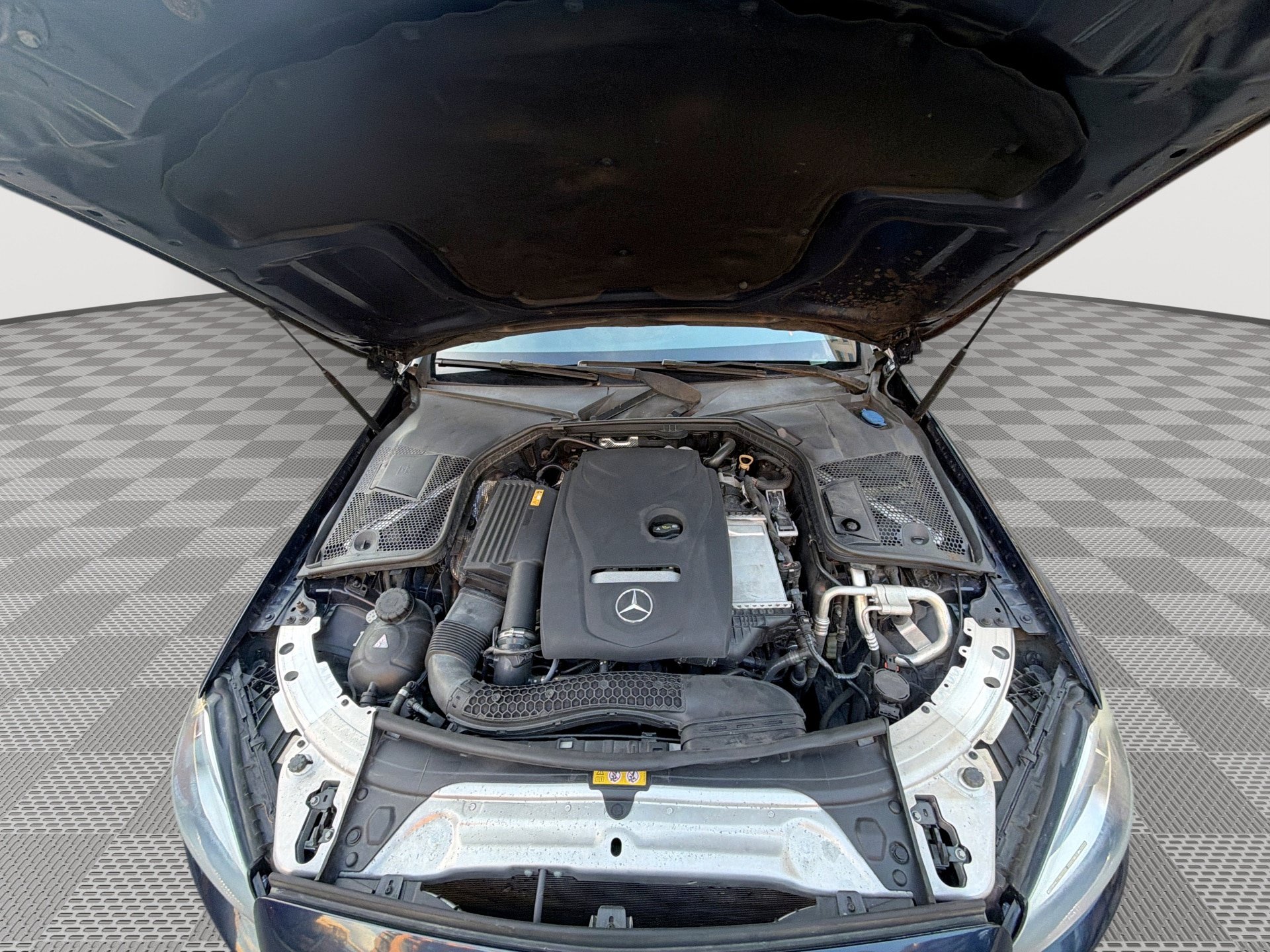Used 2018 Mercedes-Benz C 300 Sedan w/ Premium Package image 18