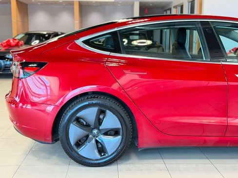 Used 2018 Tesla Model 3 Performance image 17