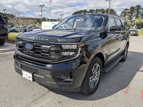 Certified 2025 Ford Expedition Max Active image 9