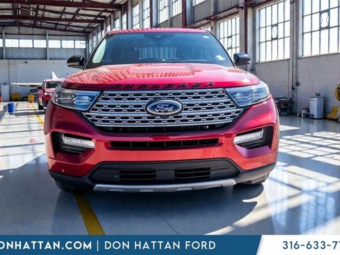 Used 2022 Ford Explorer Limited w/ Equipment Group 301A image 33