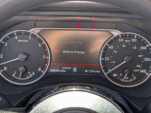 Used 2023 Nissan Rogue SV FWD image 18