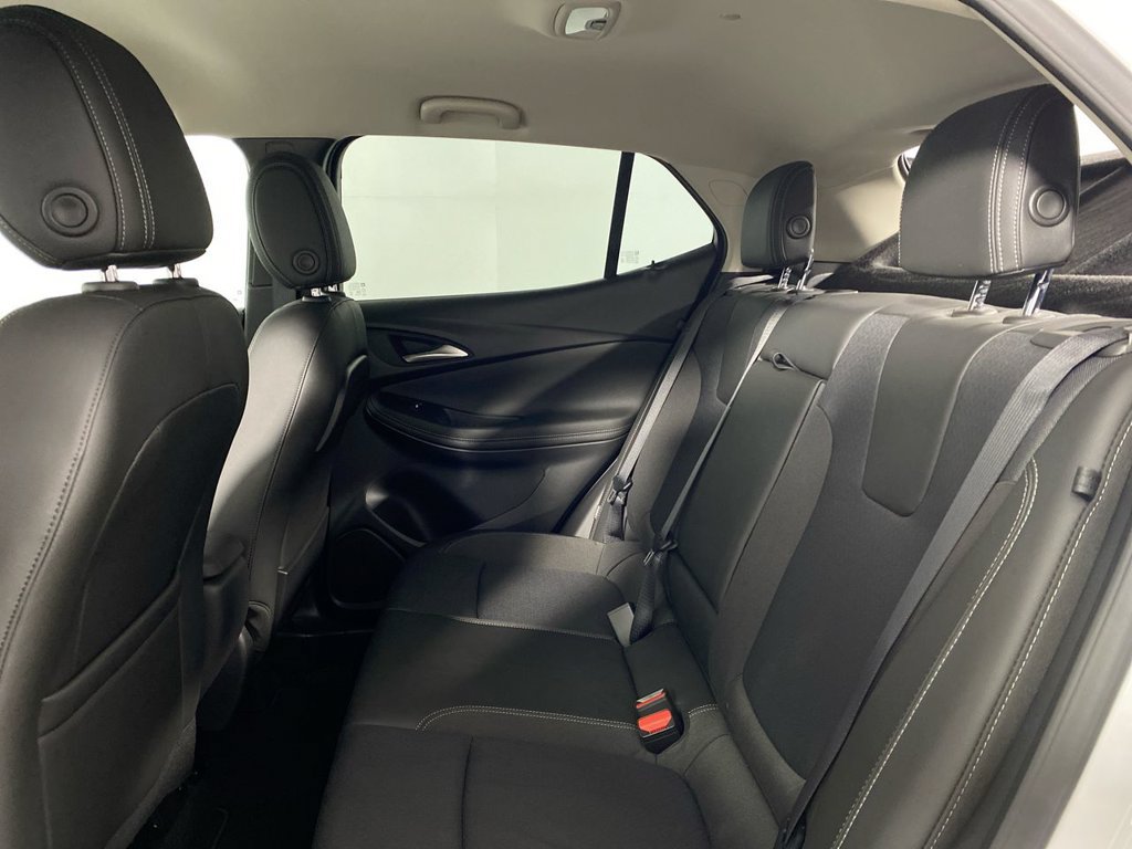 Certified 2024 Buick Encore GX Preferred w/ Comfort Package FWD image 21