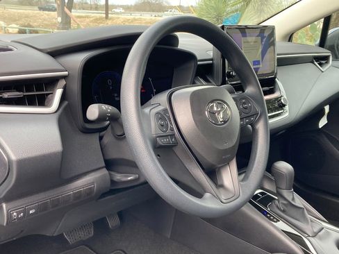 New 2026 Toyota Corolla LE FWD image 9