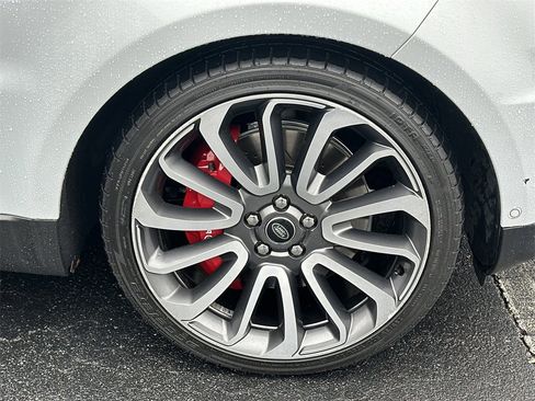 Used 2017 Land Rover Range Rover Sport Supercharged image 12