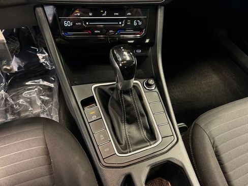 Used 2025 Volkswagen Jetta S FWD image 26