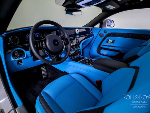 Certified 2025 Rolls-Royce Spectre image 4