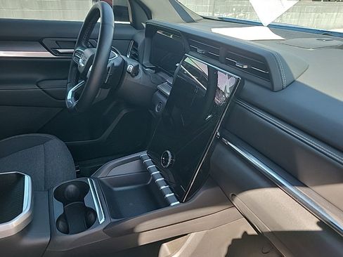 Used 2025 GMC Terrain Elevation w/ Technology Package II image 40