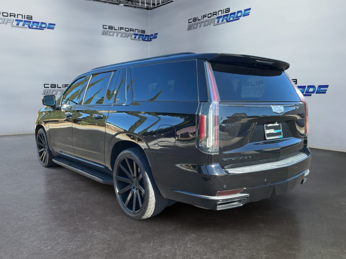 Used 2021 Cadillac Escalade ESV Luxury RWD image 7
