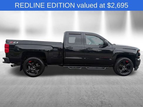 Used 2018 Chevrolet Silverado 1500 LT w/ Redline Edition AWD/4WD image 7