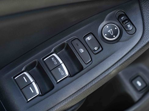 Used 2019 Honda Accord LX image 35