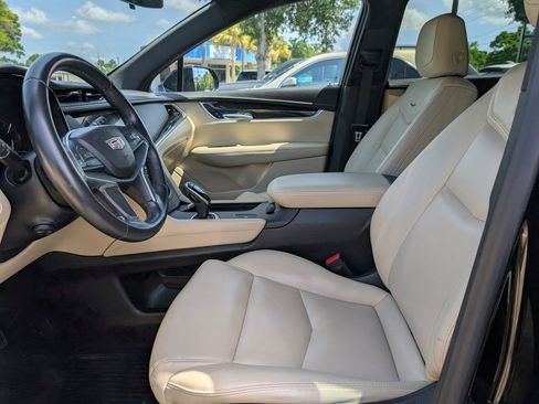 Used 2018 Cadillac XT5 FWD w/ LPO, Wheel Lock Package image 14