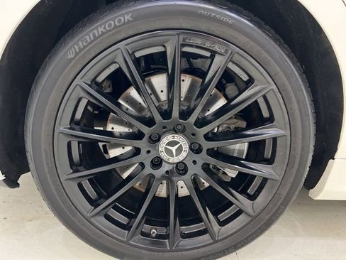 Used 2022 Mercedes-Benz S 500 4MATIC w/ AMG Line Package image 58