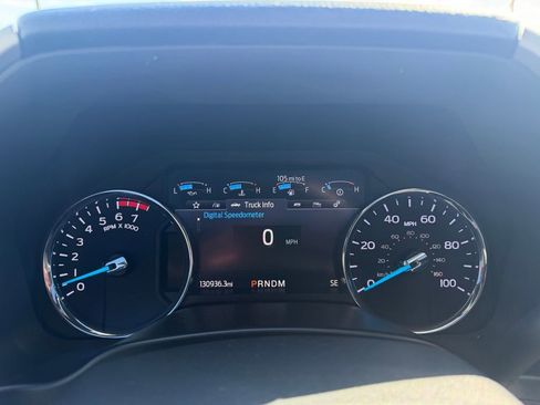 Used 2022 Ford F250 Lariat w/ Tremor Off-Road Package image 38