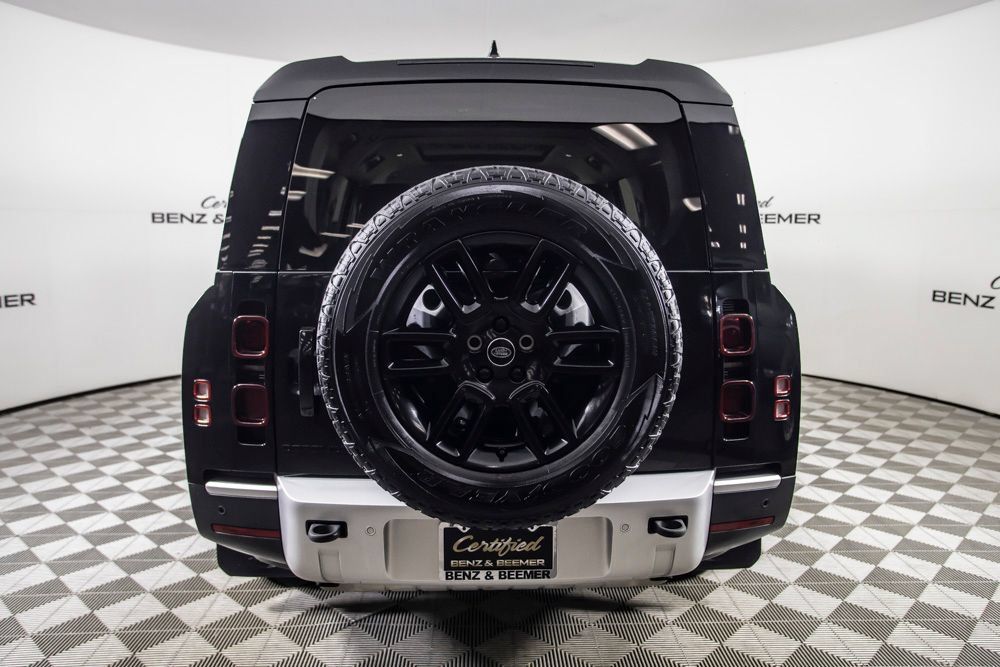 Used 2024 Land Rover Defender 130 S AWD/4WD image 7