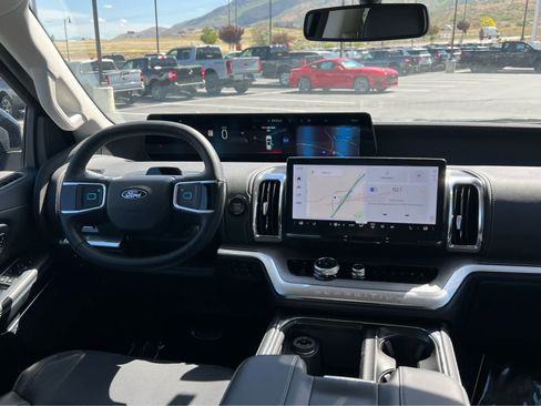 New 2026 Ford Expedition Max Platinum w/ Driver's Package AWD/4WD image 24