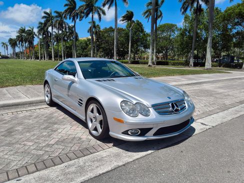 Used 2007 Mercedes-Benz SL 55 AMG image 14