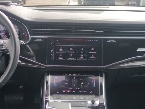Used 2025 Audi Q7 3.0T Premium Plus image 20