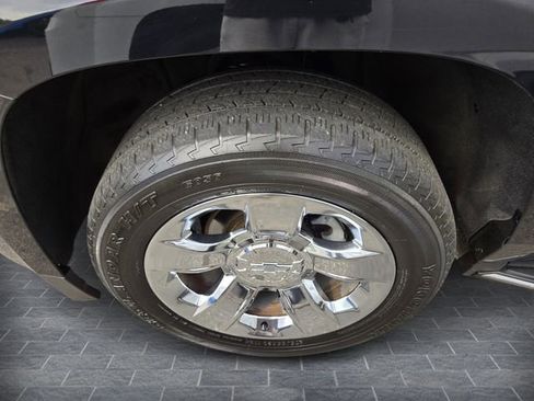 Used 2019 Chevrolet Tahoe Premier image 3