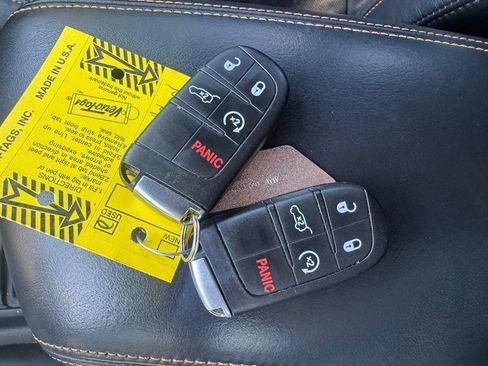 Used 2023 Dodge Durango R/T AWD/4WD image 12