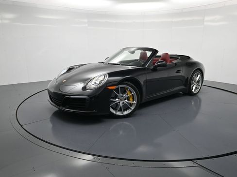 Used 2019 Porsche 911 Carrera S RWD image 1