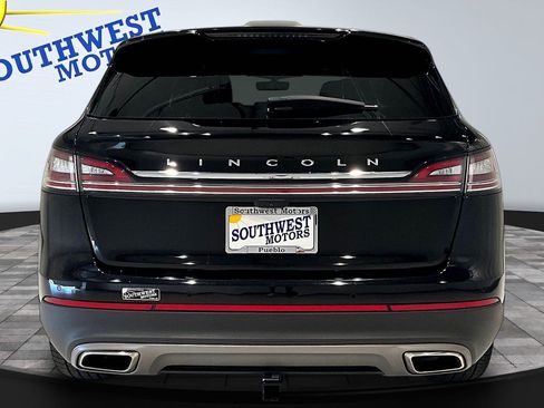 Used 2021 Lincoln Nautilus Reserve w/ Equipment Group 201A FWD image 6
