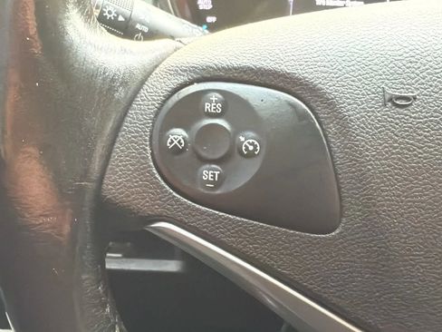 Used 2019 Chevrolet Impala LT image 12