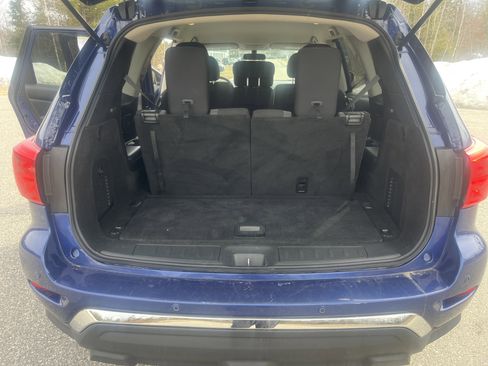 New 2026 Nissan Pathfinder SV image 16